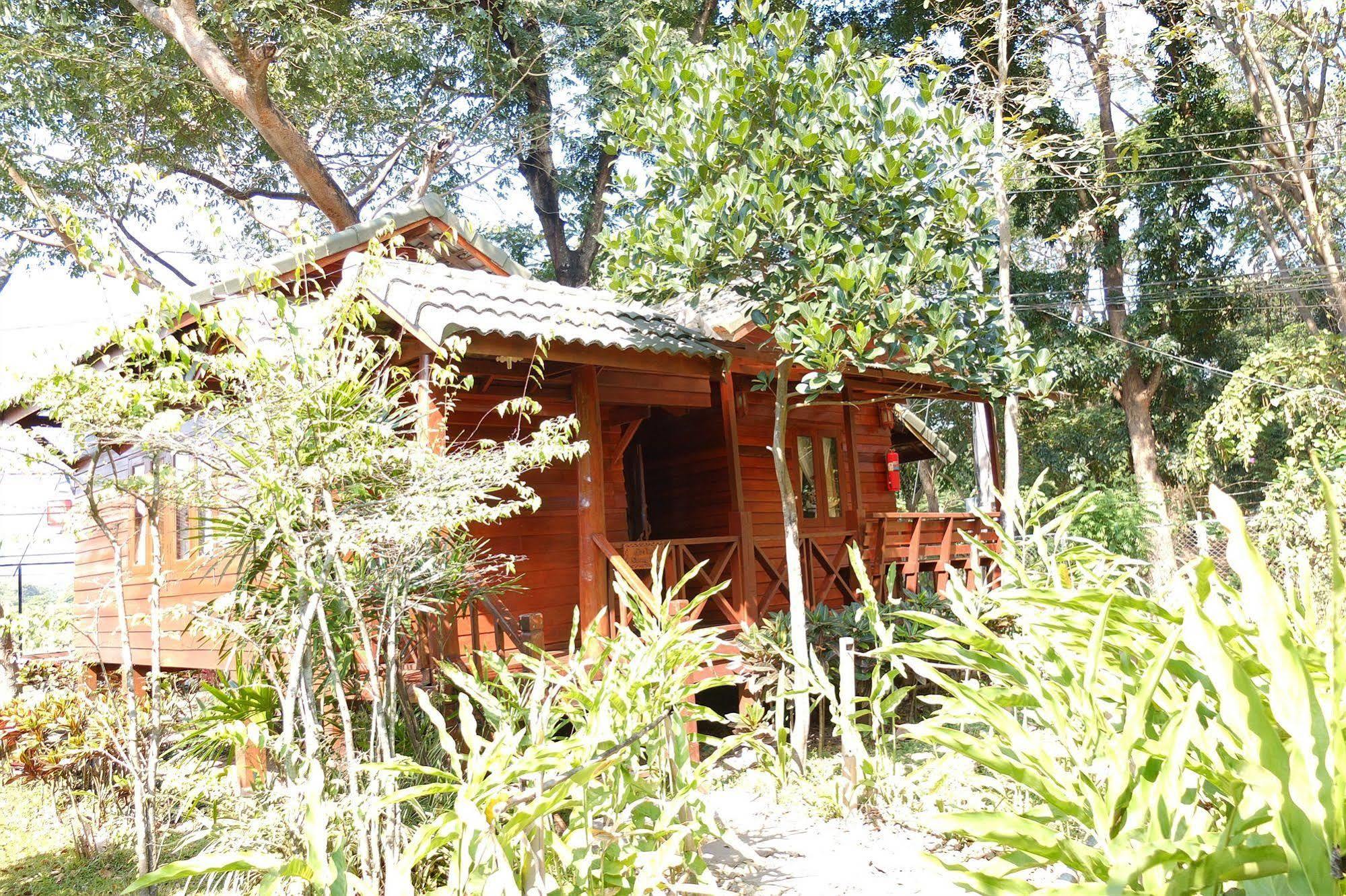 Tianna Garden Village Chiang Mai Exterior photo