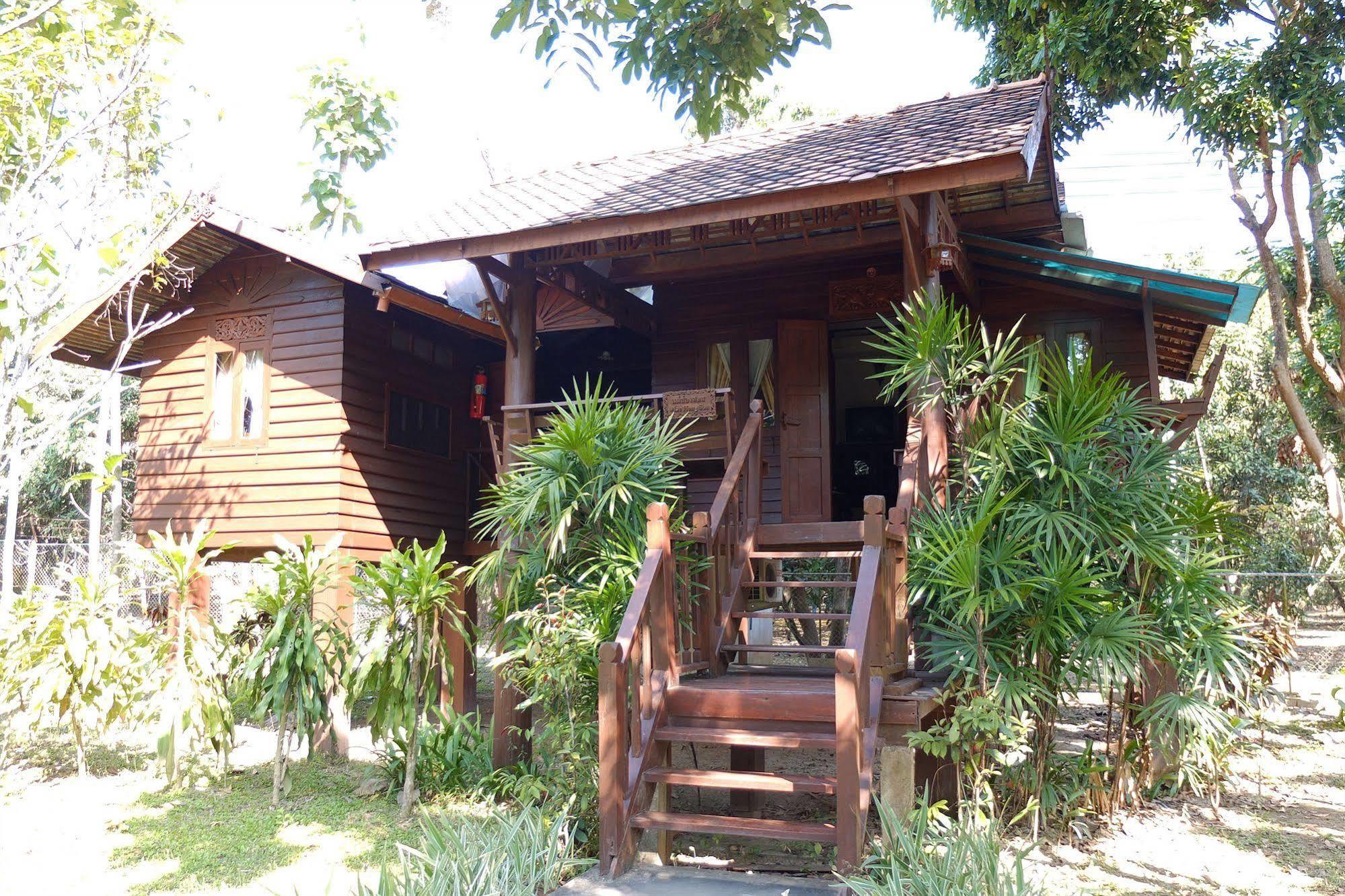 Tianna Garden Village Chiang Mai Exterior photo