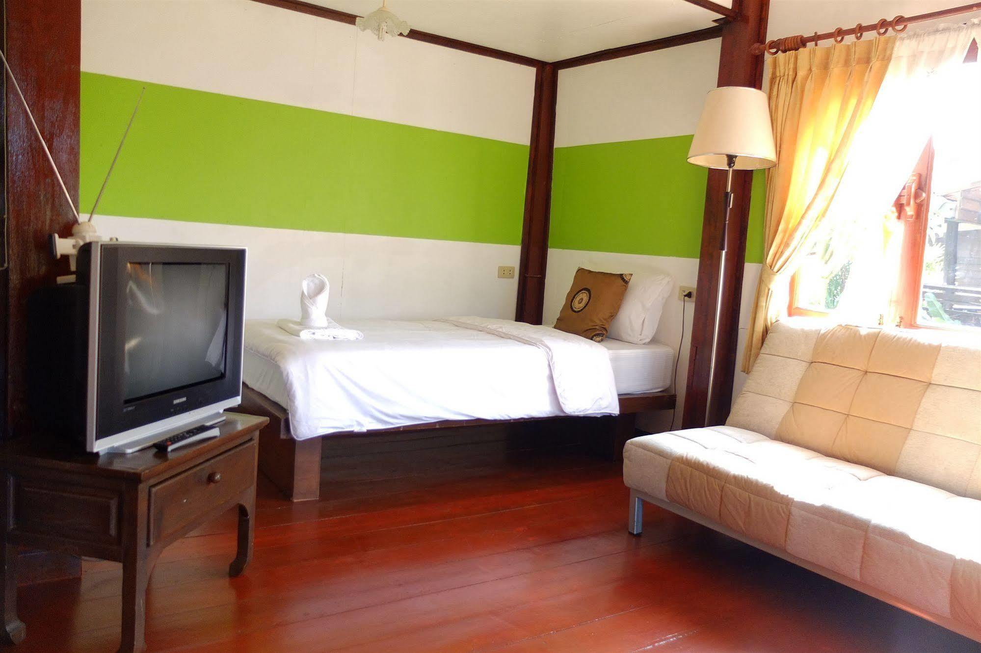 Tianna Garden Village Chiang Mai Exterior photo